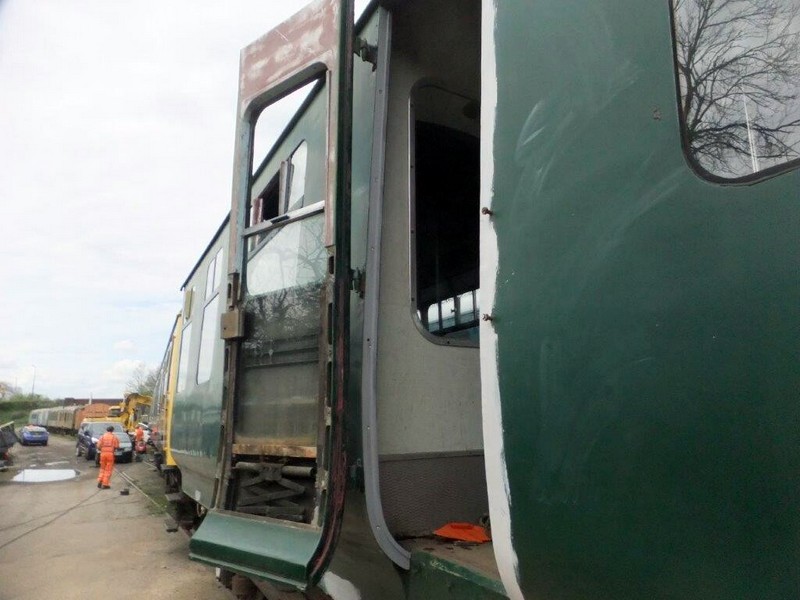 Class 100: Door jamb